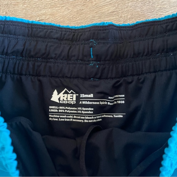 REI Active Pursuits Women’s Shorts Running Hiking - Picture 3 of 5